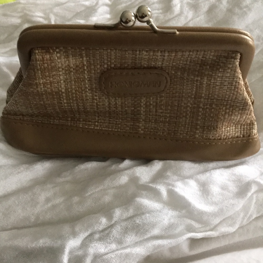 New Honigman Imported Gold & Canvas Tweed Clutch Purse Kisslock